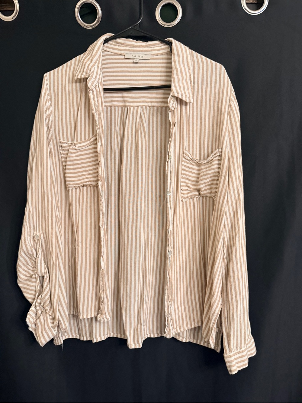 Love Tree Light Weight Beige & White Striped Button-Up Shirt Size L
